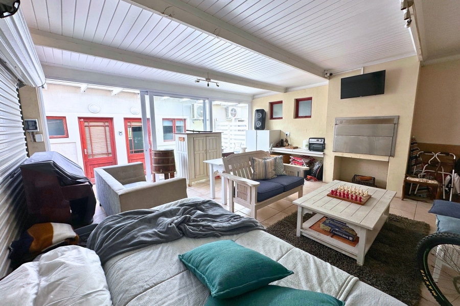 1 Bedroom Property for Sale in Keurbooms Western Cape